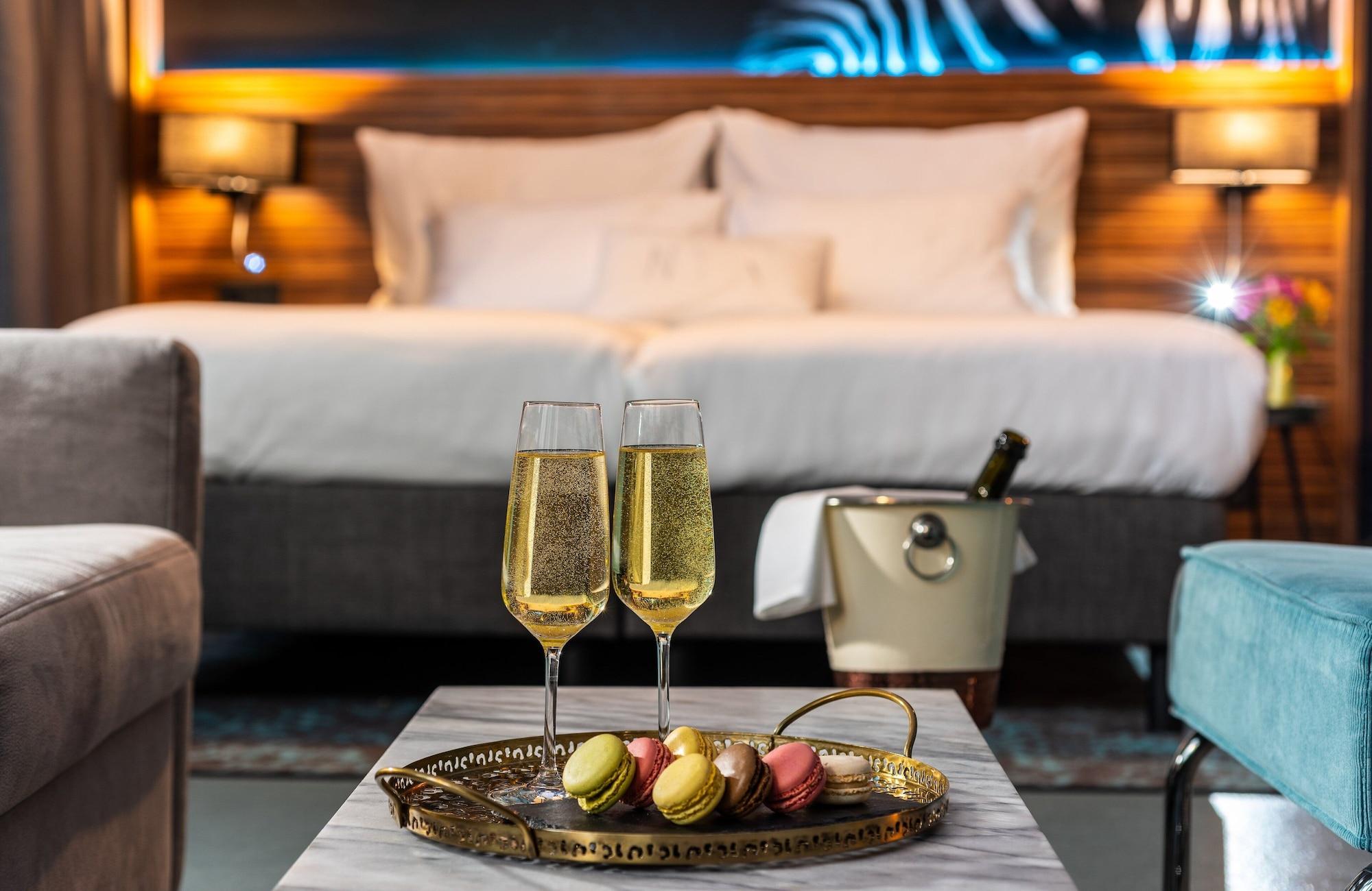Nyx Hotel Prague By Leonardo Hotels Экстерьер фото