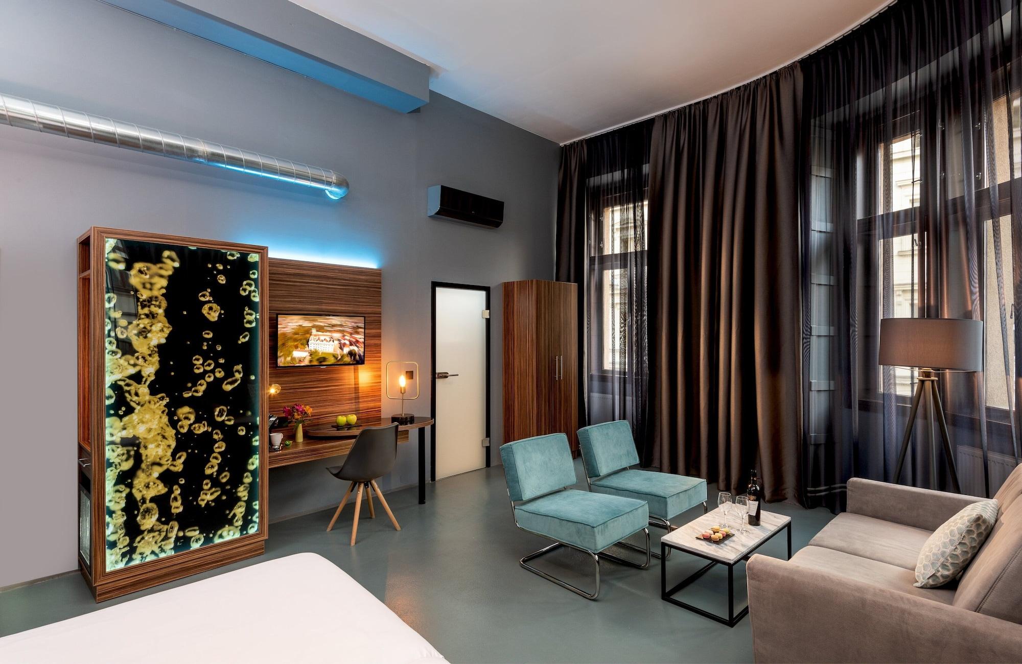 Nyx Hotel Prague By Leonardo Hotels Экстерьер фото