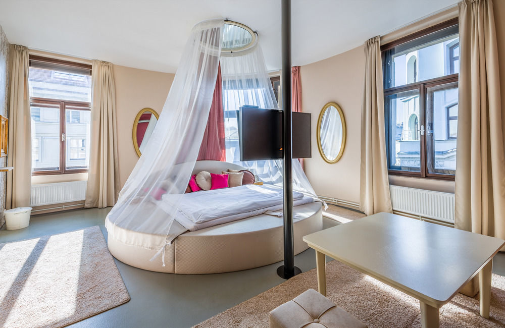 Nyx Hotel Prague By Leonardo Hotels Экстерьер фото